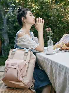 Doughnut甜甜圈旅行双肩包日杂男女学生书包通勤背包大容量电脑包