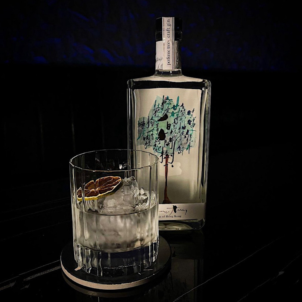 高档送礼 香港手工白兰树下金酒杜松子酒PERFUME TREE GIN500ML