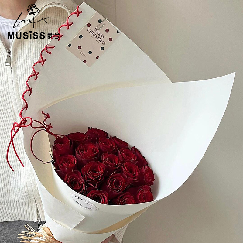 芭蕾风丝带花束包装纸