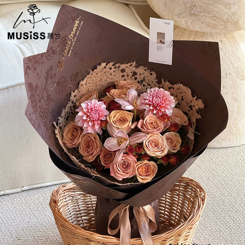 新款蝶绕银花烫金纸150g加厚硬挺高级花束包花纸鲜花包装花艺材料