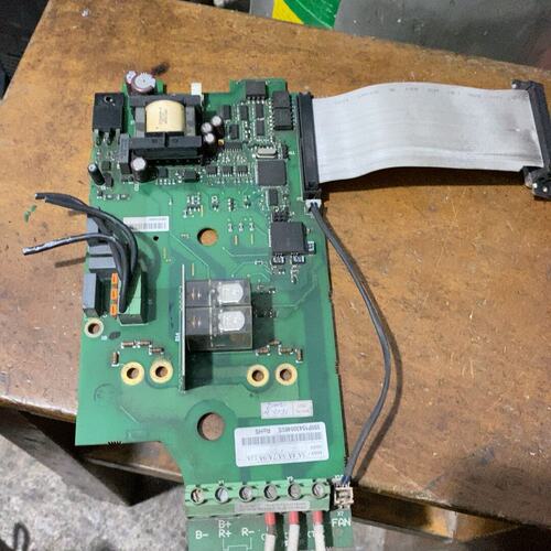 议价伟肯VACON变频器驱动板，型号PC00350g成色如图可维修