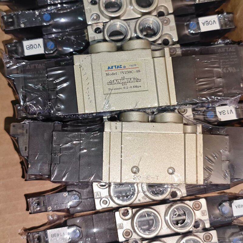现货AIRTAC 7V230C 08 电磁阀 工业自动化设备气动控制系统可维修