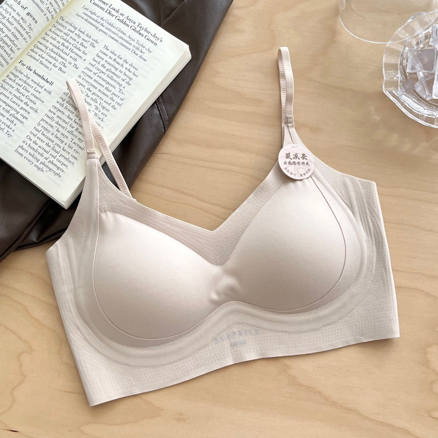 大码内衣女胖mm无痕聚拢秋冬新款