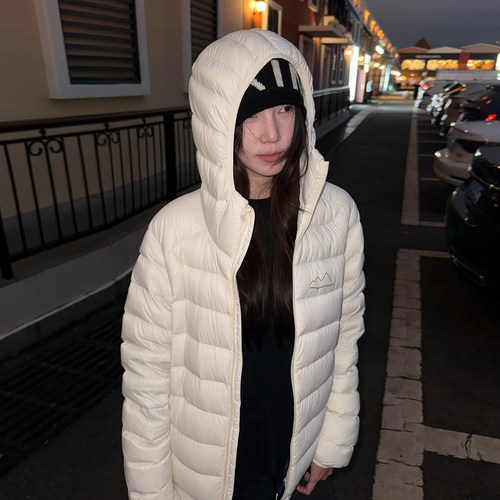 90白鸭绒排骨短款羽绒服外套