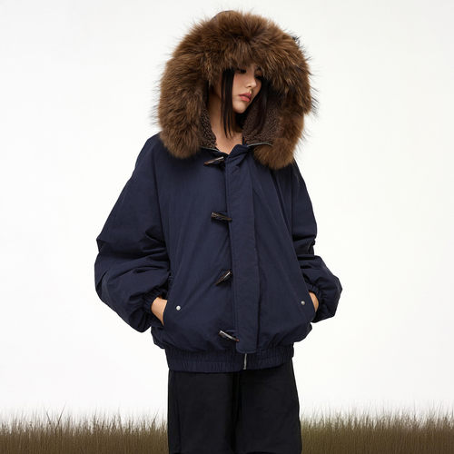 高级感牛角扣大毛领羽绒棉服外套