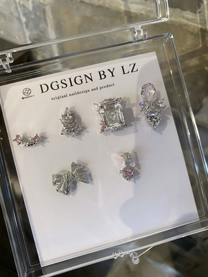 正品LZ高定美甲饰品奢华满钻甜系公主粉钻蝴蝶爱心珠宝框拼钻套盒