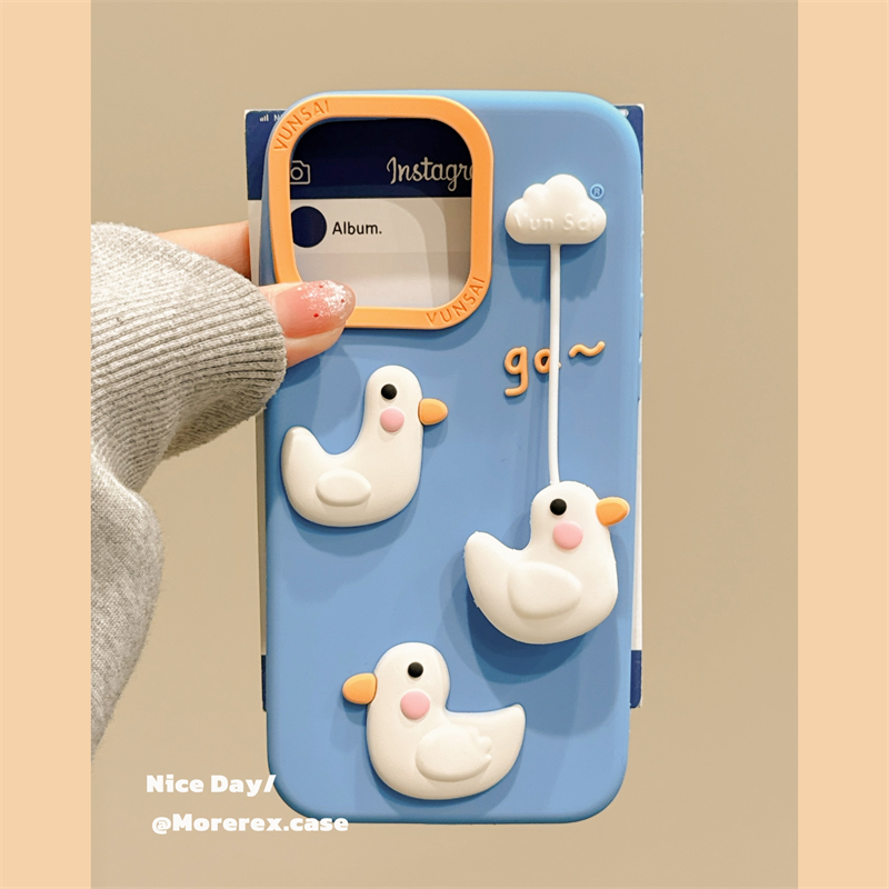MoreRex 立体可爱卡通云朵荡秋千小鸭适用苹果17手机壳iphone16promax新款15硅胶14防摔保护套13全包17pro女