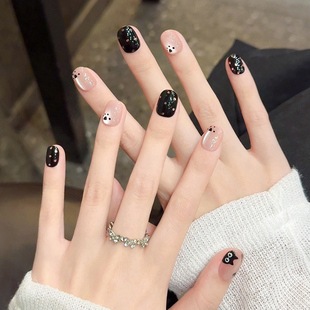 黑色猫咪波点纯手工穿戴甲2025新款 指甲贴片 裸色猫眼美甲成品短款