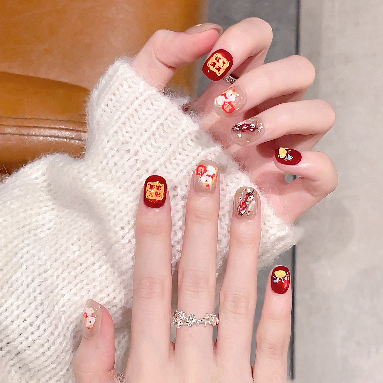 2026新年红色显白手工美甲穿戴甲秋冬短款猫眼马年高级感指甲贴片,彩妆/香水/美妆工具,穿戴甲/甲片,淘宝优惠券,粉丝福利购,淘宝优惠卷