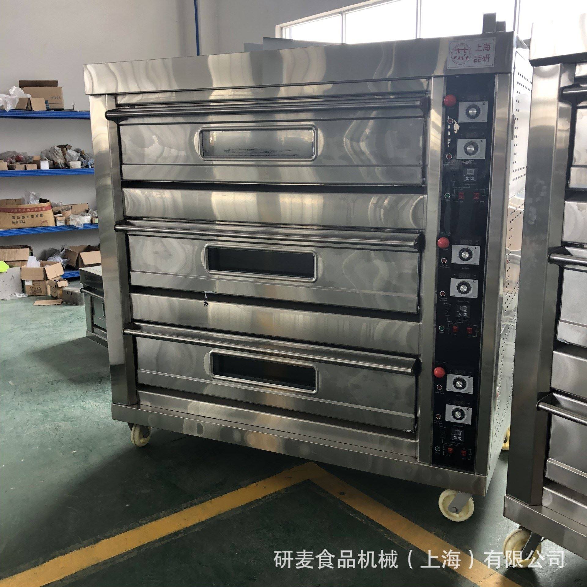 商用大型层炉三层九盘电烤箱麦片坚果烤芝士蛋糕手撕面包烤箱