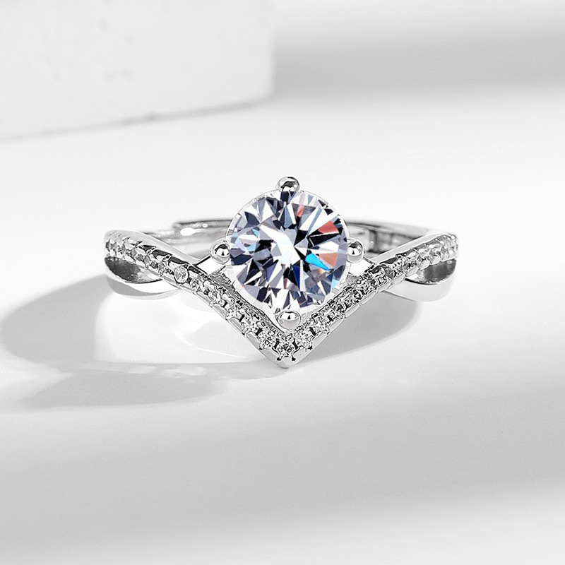 国风潮铜镀银手工饰品镶钻公主皇冠戒指轻奢时尚一克拉女百搭婚戒