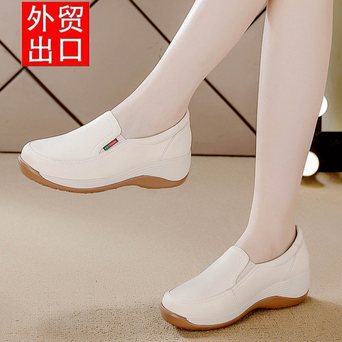 天猫正品坡跟散步鞋女乐福鞋女