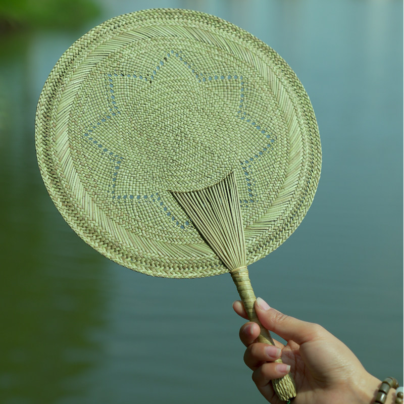 异兴席草蒲扇手工编织夏季老式古风团扇国风手摇草编竹编扇子竹扇