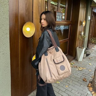 双肩包女士旅行背包大容量外出短途旅游轻便2025新款高颜值妈咪包