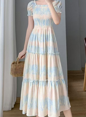茶歇法式桔梗甜美小清新碎花连衣裙女夏设计感木耳边海边度假长裙