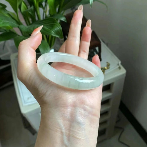 一件代发天然新疆金丝玉天山翠