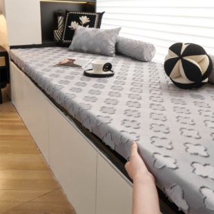 霏彩中古风飘窗垫窗台垫2026新款四季通用阳台垫子坐垫定制可拆洗