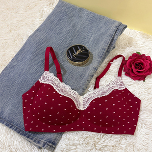 日系无痕纯棉薄款内衣女小胸聚拢防下垂法式舒服蕾丝学生少女文胸