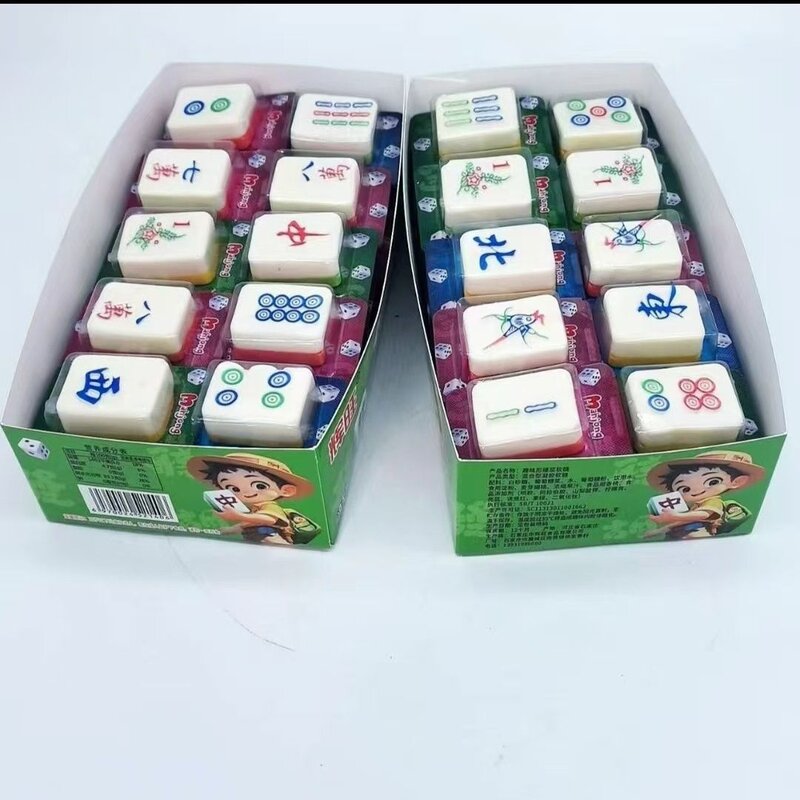 新品高颜值爆浆麻将造型夹心软糖儿童节礼物零食糖果独立包装