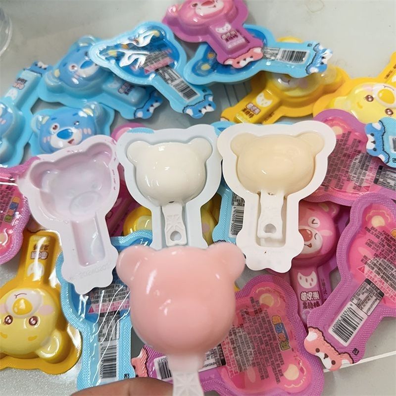 果酪乳酸可爱卡通水果高颜值棒棒糖造型果冻儿童零食制品网红