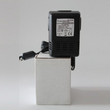 ICOM IC-92AD,IC-91A,IC-A24,IC-V85对讲机壁式充电器 BC-167ND
