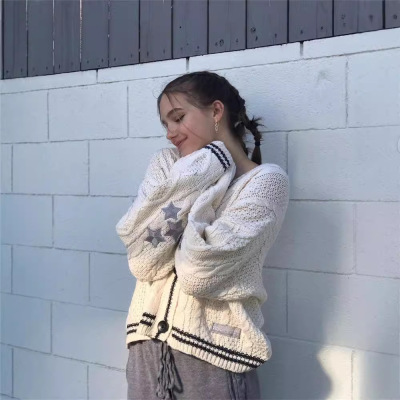 Women long sleeved knitted cardigan single breasted sweater