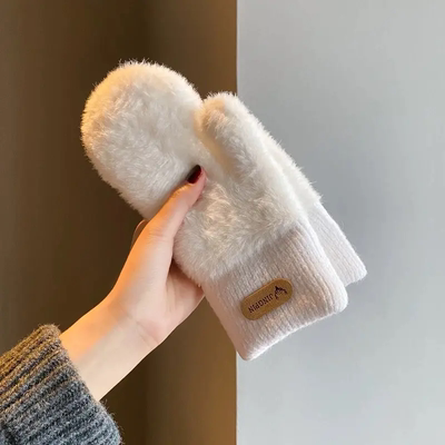 冬季新款简约纯色加厚毛绒保暖手套学生时尚韩版可爱连指防风手套