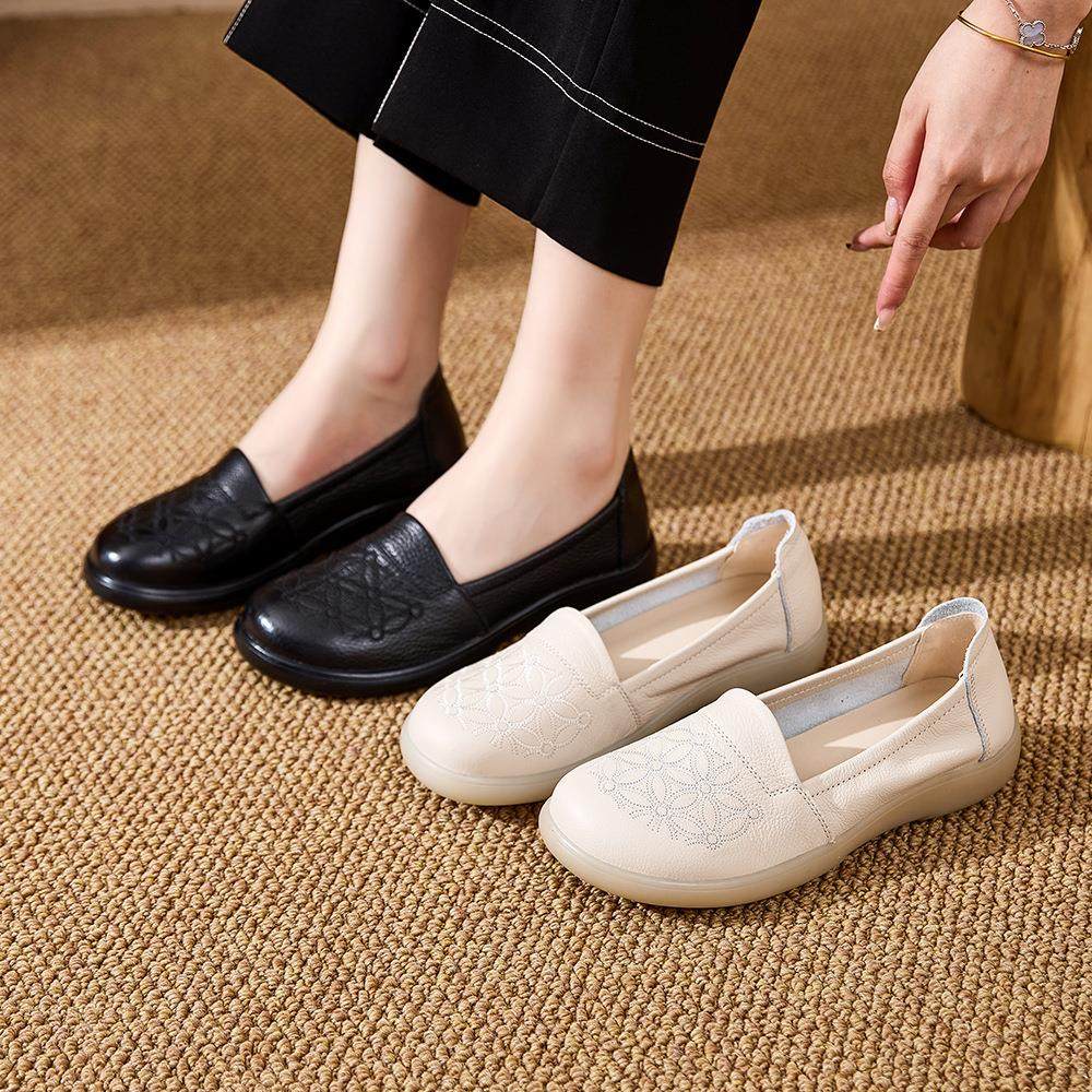 真皮绣花小皮鞋女2025新款秋季百搭一脚蹬鞋子懒人软底豆豆鞋单鞋,户外/登山/野营/旅行用品,其他户外鞋,淘宝优惠券,粉丝福利购,淘宝优惠卷