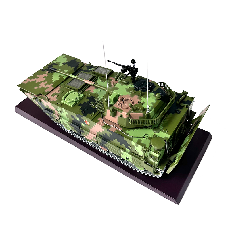 212A款05式两栖突击车模型 ZTD05两栖步战车1:24合金模型摆件收藏