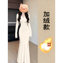 白色步步生莲鱼尾连衣裙女冬季加绒厚内搭针织冬天长款长裙子冬装