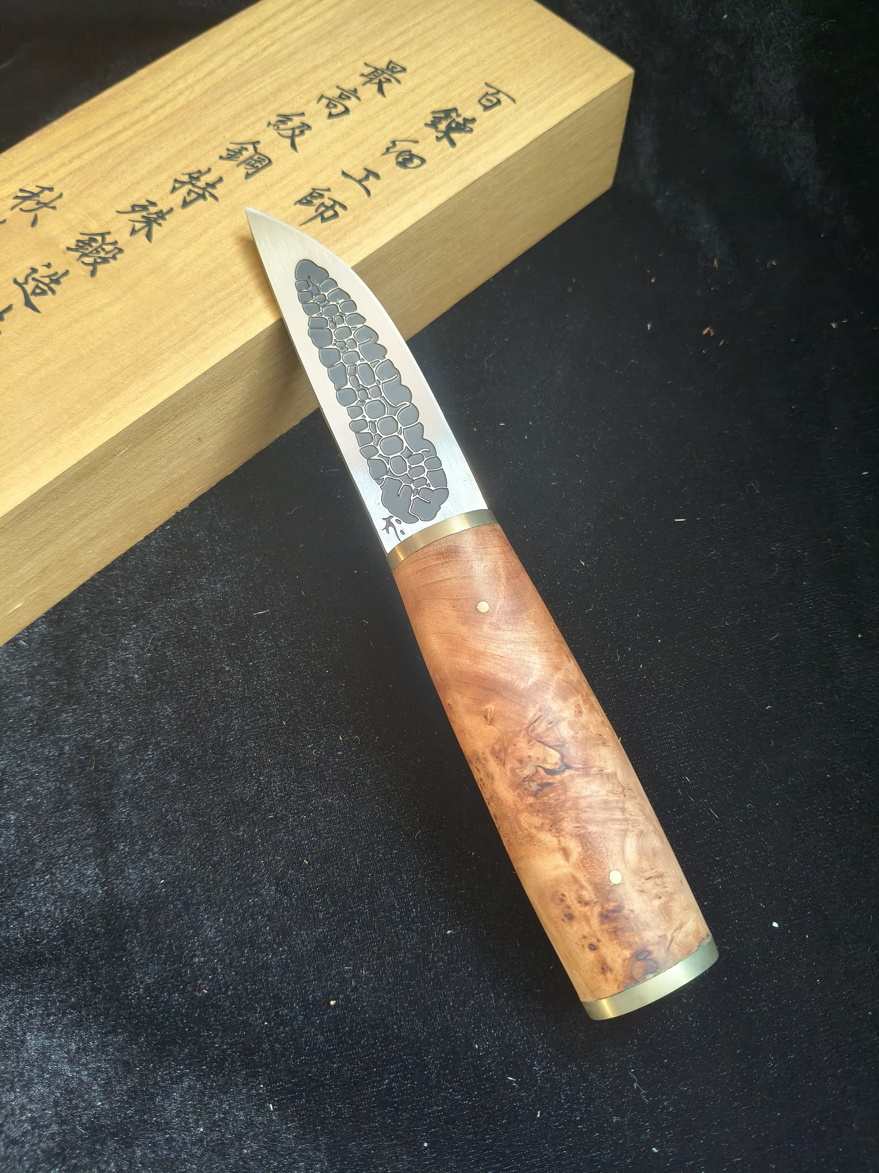 日本回流秋友义彦日式未开刃百炼花纹钢小厨刀 花梨木瘤柄料理刀