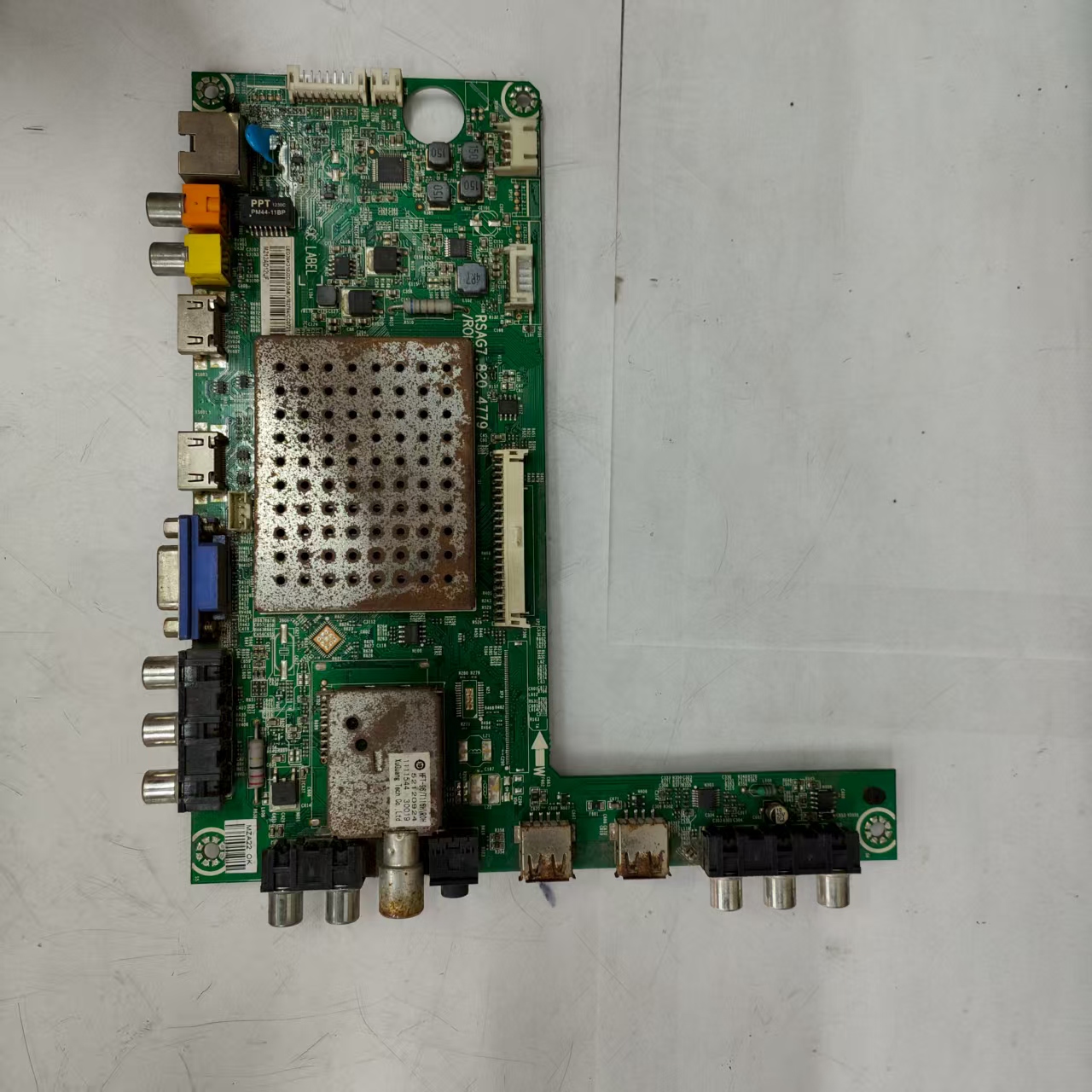 拆机海信LED39K310J3D(BOM6)主板RSAG7.820.4779屏V390HK1-LS5