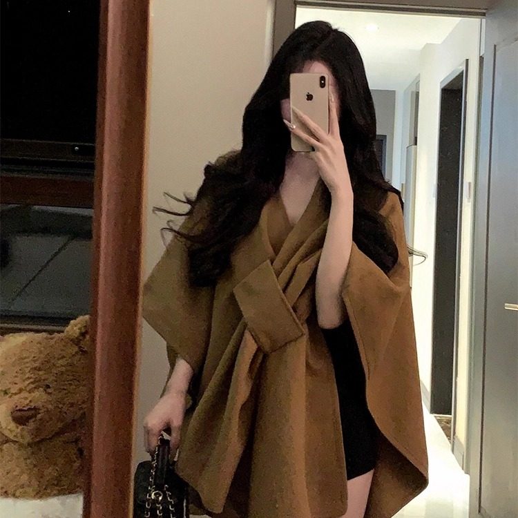 高级感复古披肩女斗篷披风