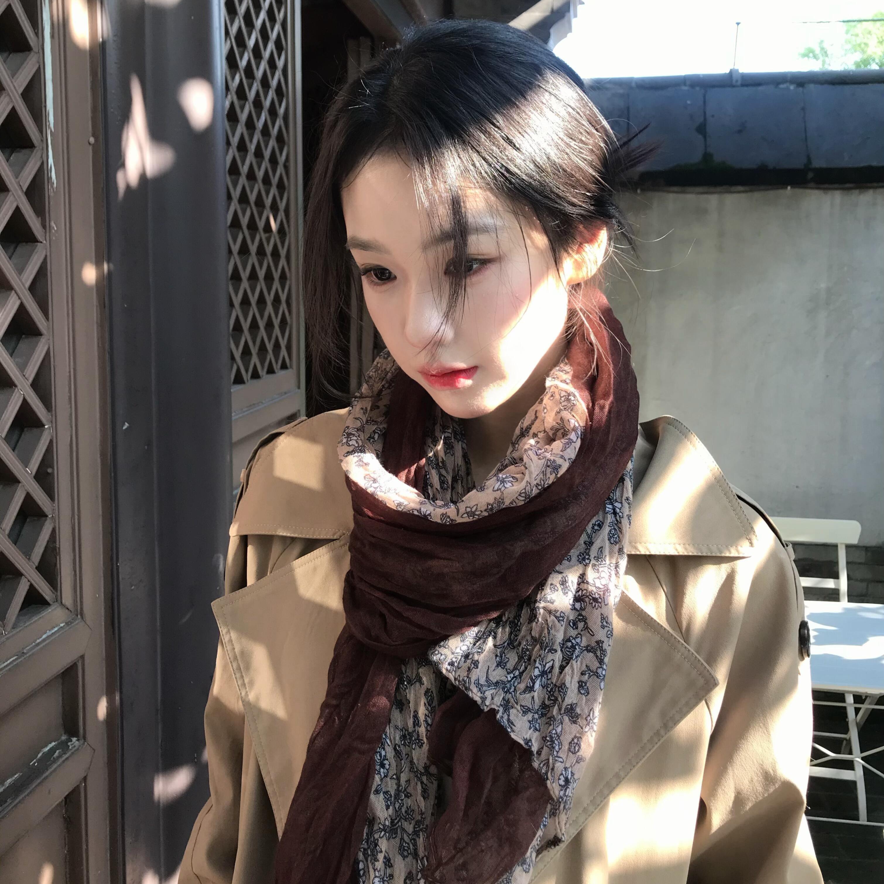 日系松弛感复古棕色碎花拼接围巾