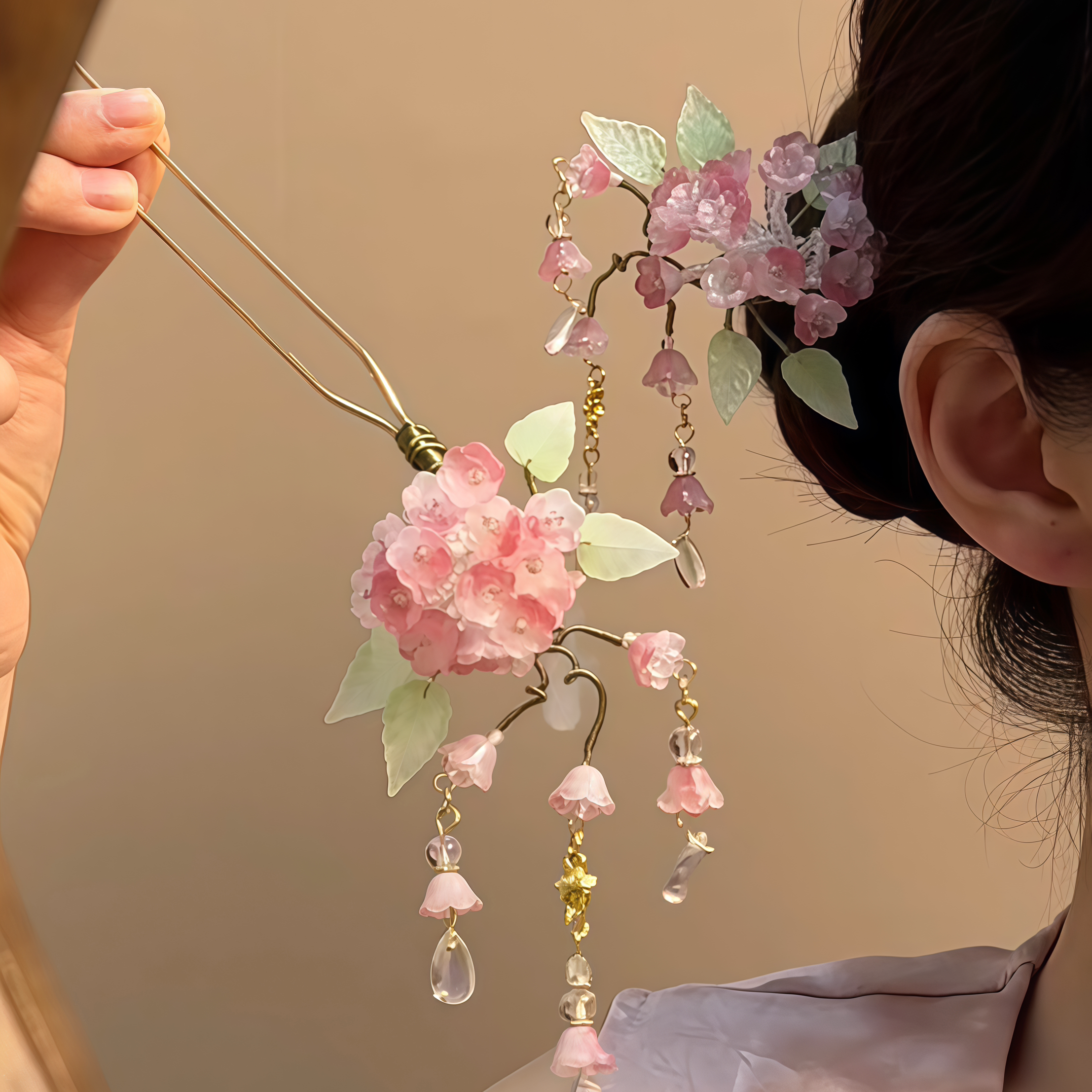 芳华庭！新中式粉色铃兰流苏发簪