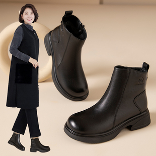 真皮软底短靴妈妈鞋子棉鞋加绒洋气中老年皮鞋女鞋子2025冬季新款