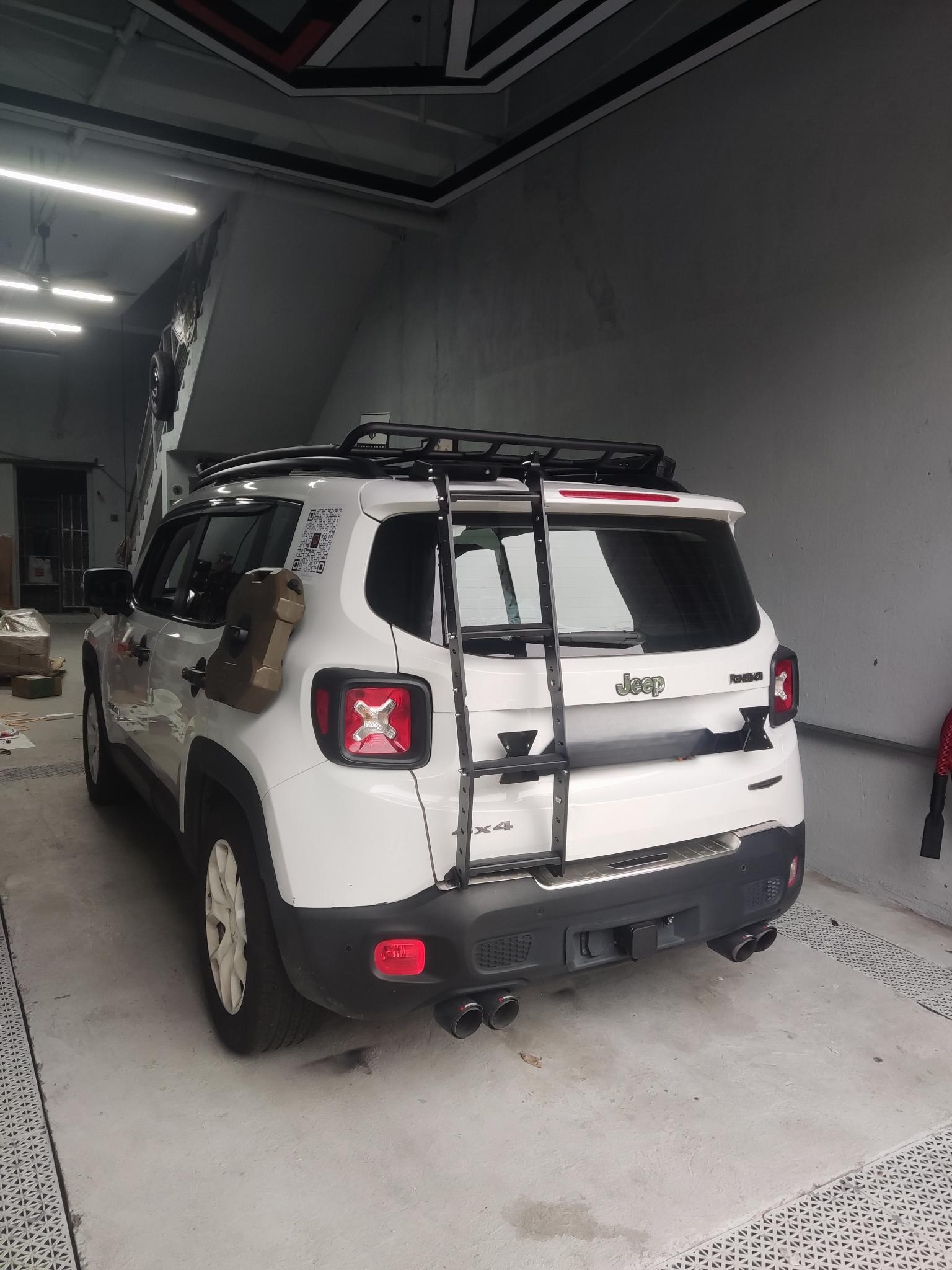 jeep renegade自由侠后爬梯定制铝合金后爬梯轻量化设计无损安装
