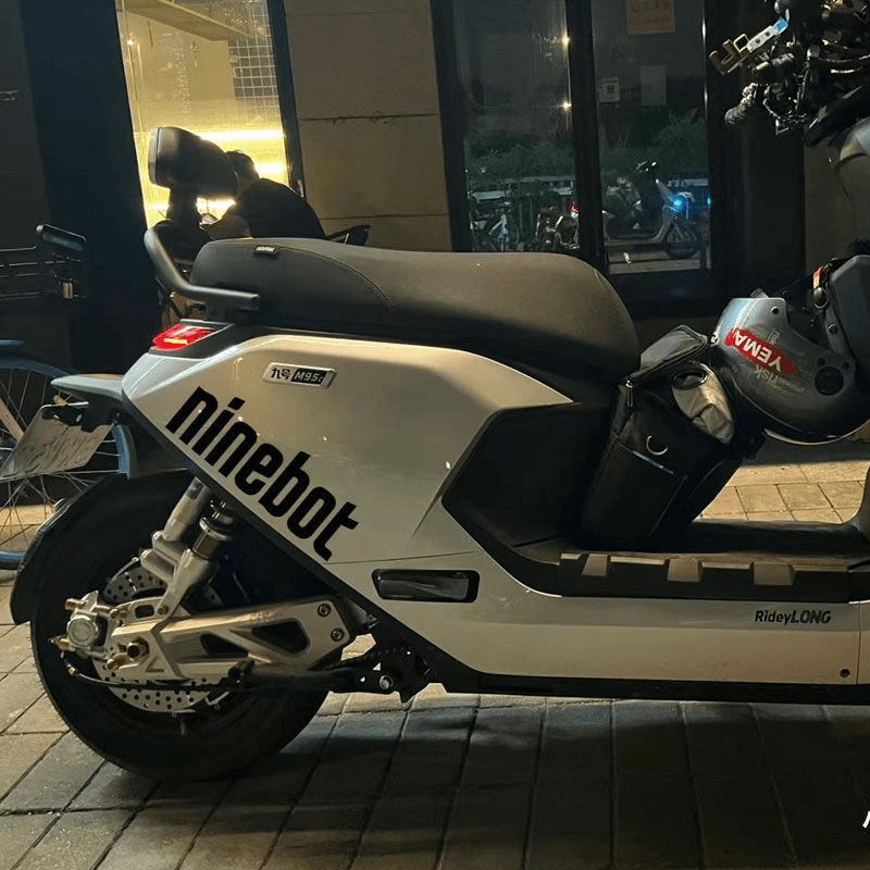 九号M95c8电动车贴ninebo