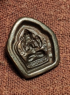 牧区古玩19*22mm铜质托甲皮壳四臂观音擦擦模印挂件随身饰品摆件