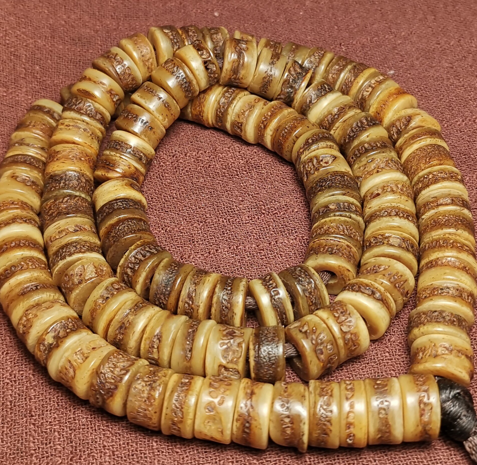 牧区古玩12mm老款式灵骨手持锁骨链念珠一物一图包浆油润隔片手链