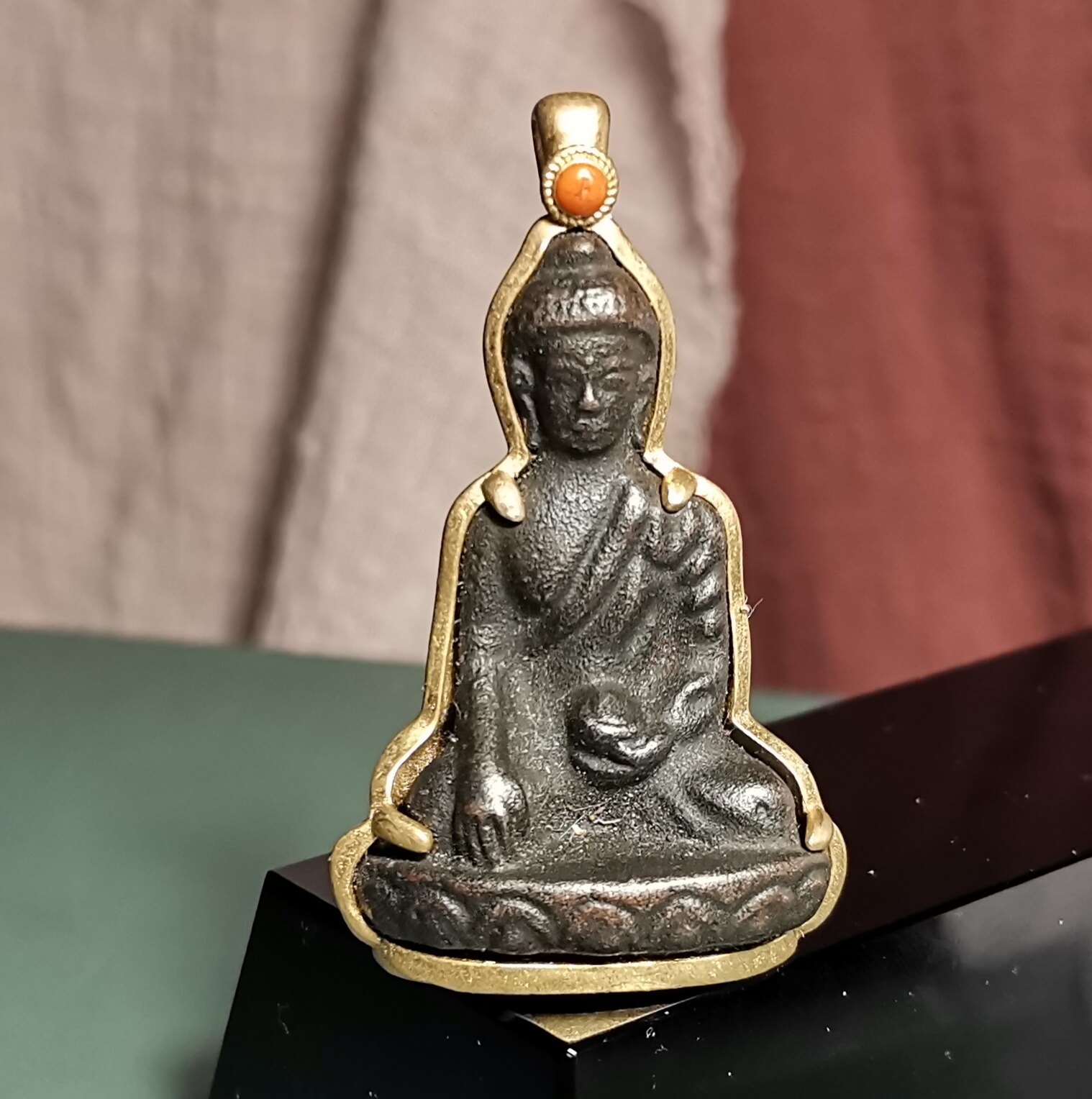 结缘一尊31*51mm药师佛全称为药师琉璃光如来黑皮壳摆件挂件吊坠