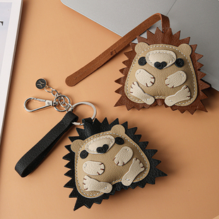 裁鱼手工节日礼物diy材料包头层羊皮真皮自制小刺猬可爱包钥匙链
