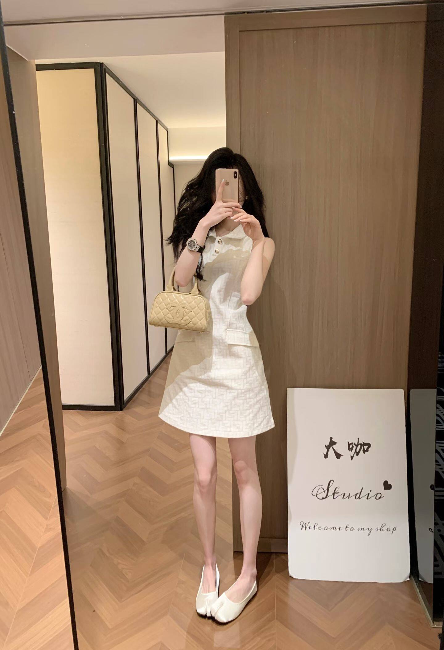 2026春季新款法式复古牛仔连衣裙女翻领腰带甜美减龄初恋裙子无袖