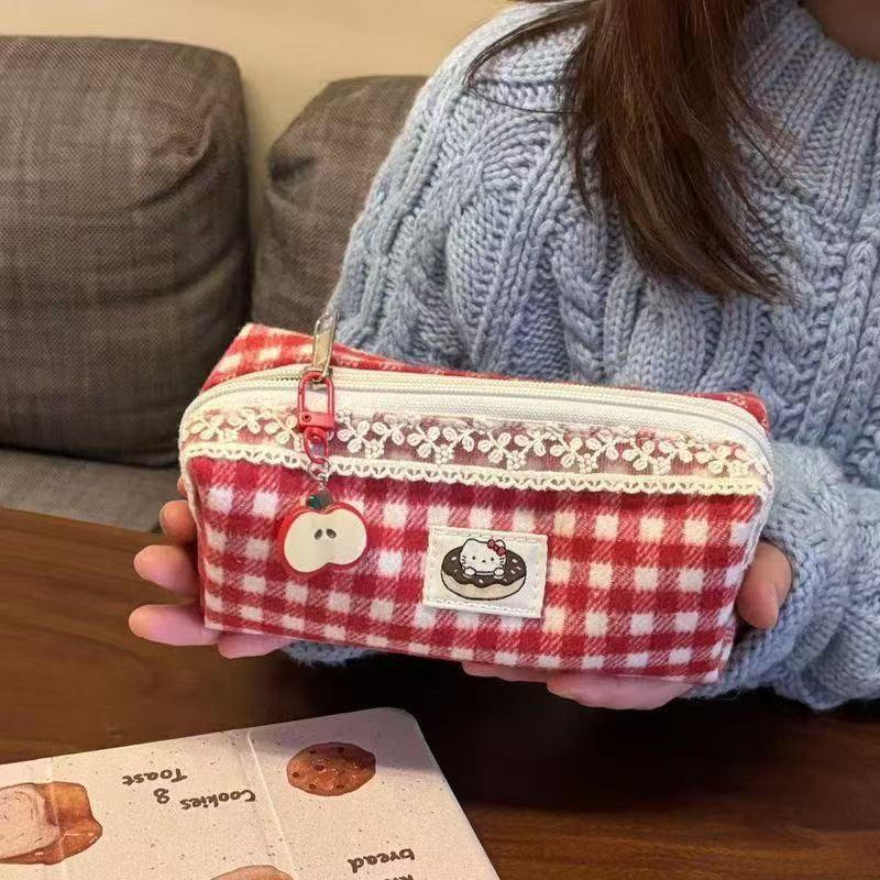 小众可爱设计感文具袋女化妆