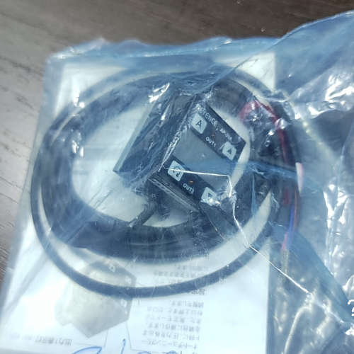 议价-基恩士数显压力表AP-33A，全新未拆封，没有包装盒，需要的