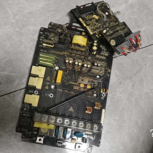 议价-英威腾变频器GD300-01-018G-4线路板一套。成色不