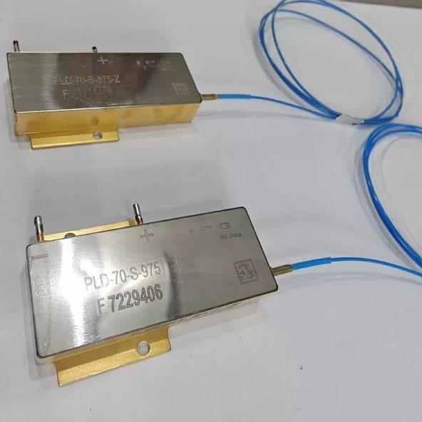 属性泵浦源激光器，/发生器ipg70W改装激光泵浦源功率强大