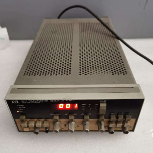 议价-HP8111A信号发生器，功能完好，使用正常，非偏远包邮