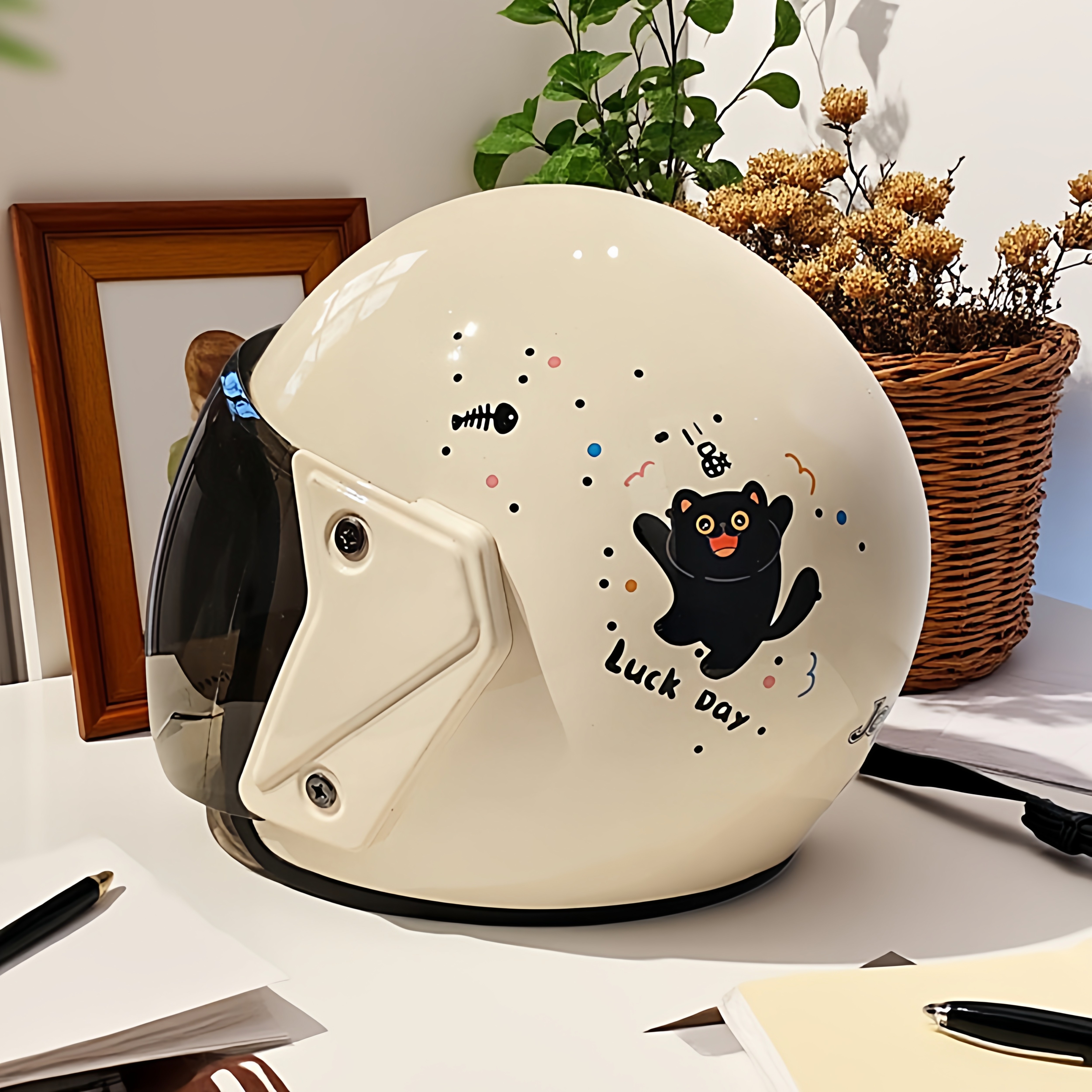 3C国标认证可爱电动车头盔女高颜值防晒秋冬保暖安全帽摩托车头盔