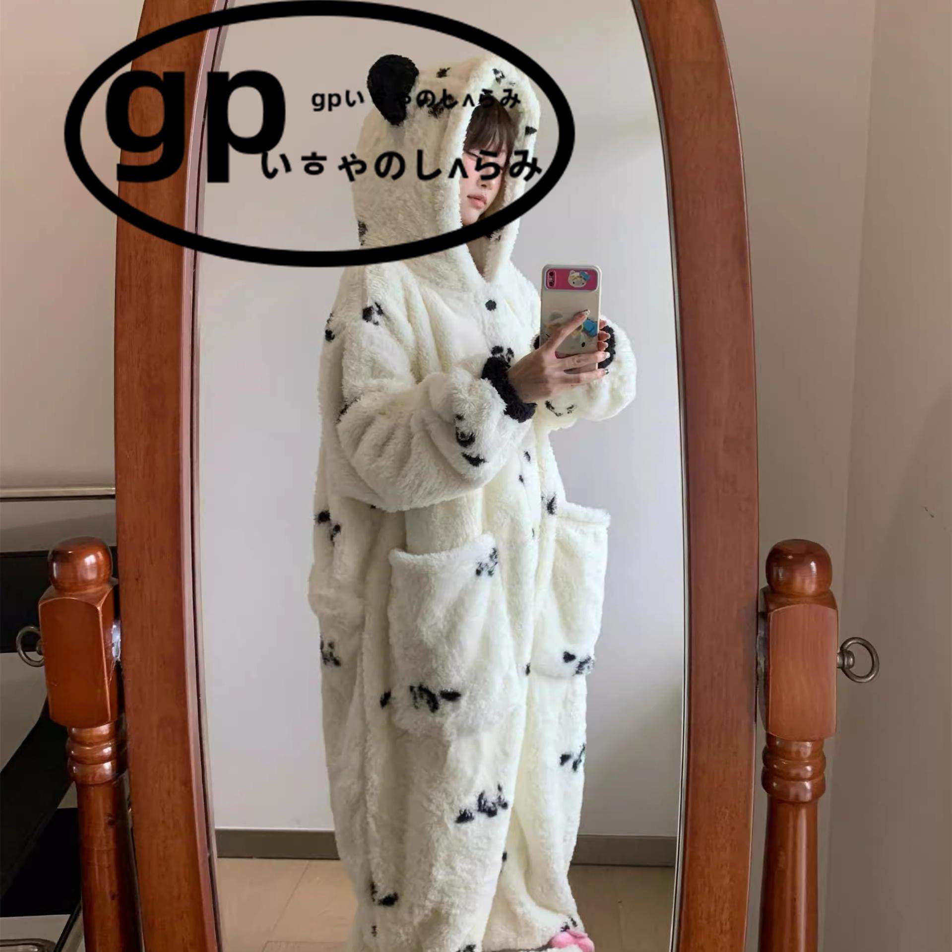 日本gp可爱卡通珊瑚绒睡衣女秋冬季新款加绒加厚家居服大码连体衣